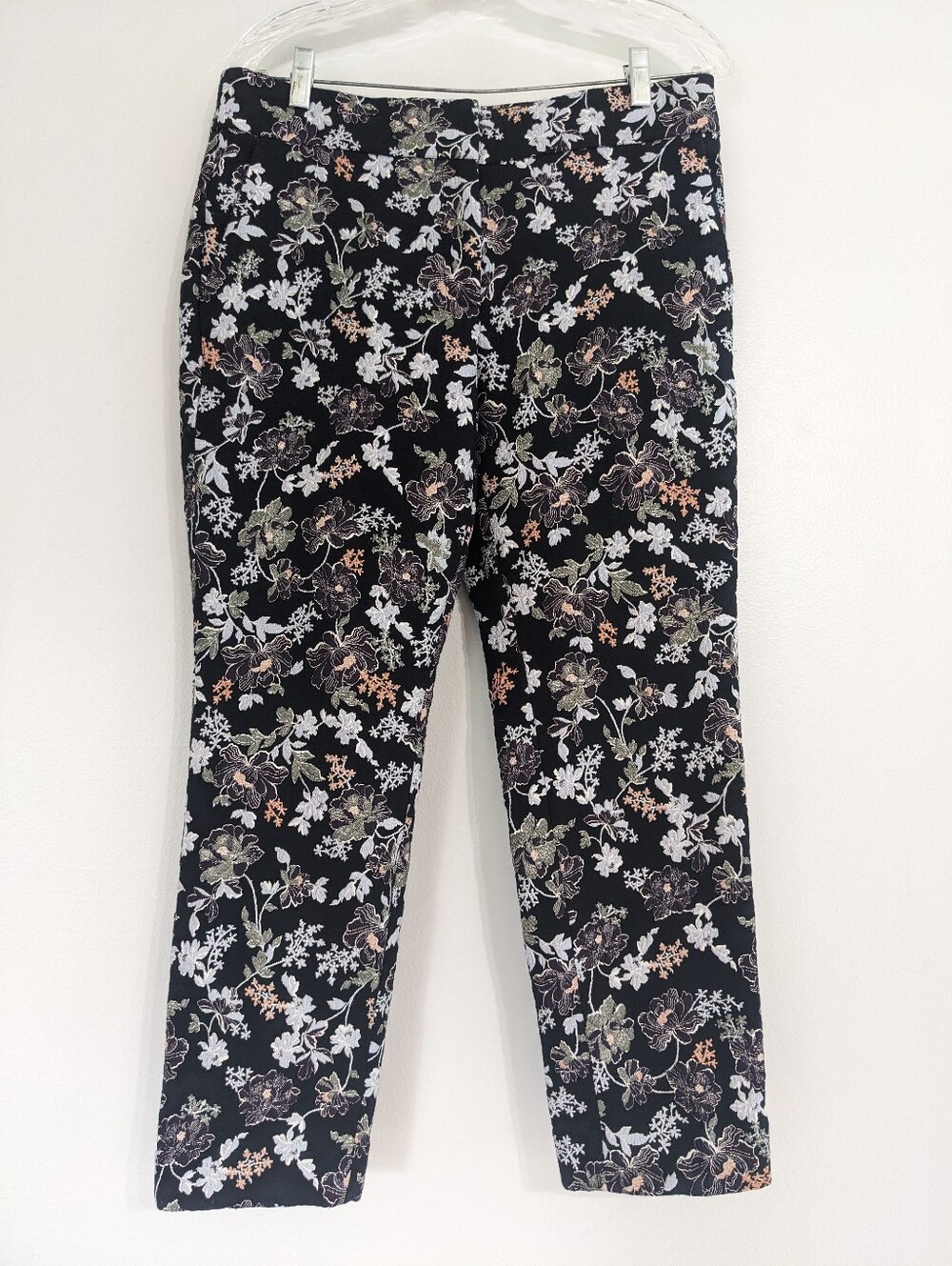 Loft Capris Embroidery Women's Size 6P Petite Cottagecore Boho Summer Pants